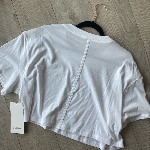Lululemon white all yours cropped tee - Picture 4 of 4